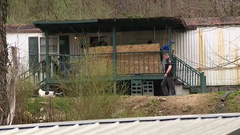 El crimen ocurrió en una casa ubicada en una zona rural situada en las afueras de Delbarton, en Estados Unidos. | LMCipolletti.com El crimen ocurrió en una casa ubicada en una zona rural situada en las afueras de Delbarton, en Estados Unidos.