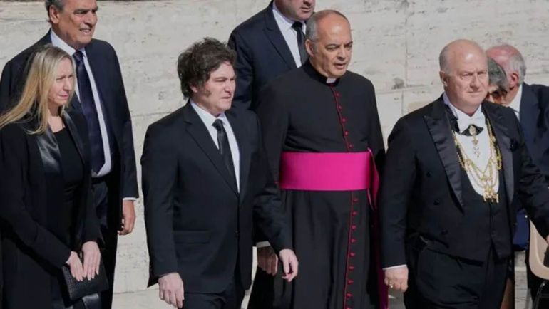 Javier Milei irá al Vaticano por la asunción de León XIV