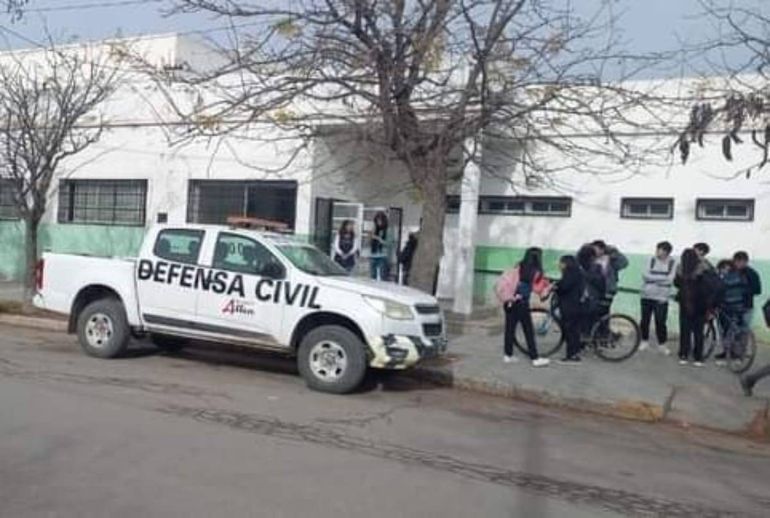 Las clases, varias veces suspendidas por los casos de intoxicación. Las clases, varias veces suspendidas por los casos de intoxicación.