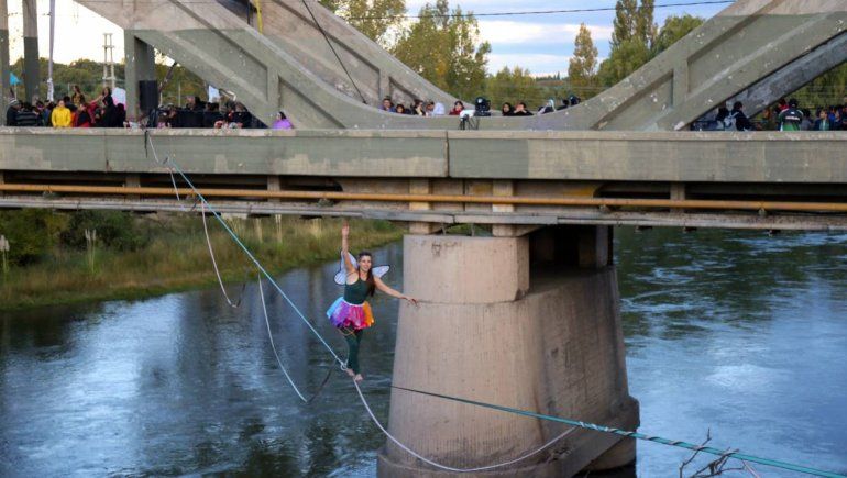 Las fotos del festejo en el puente carretero