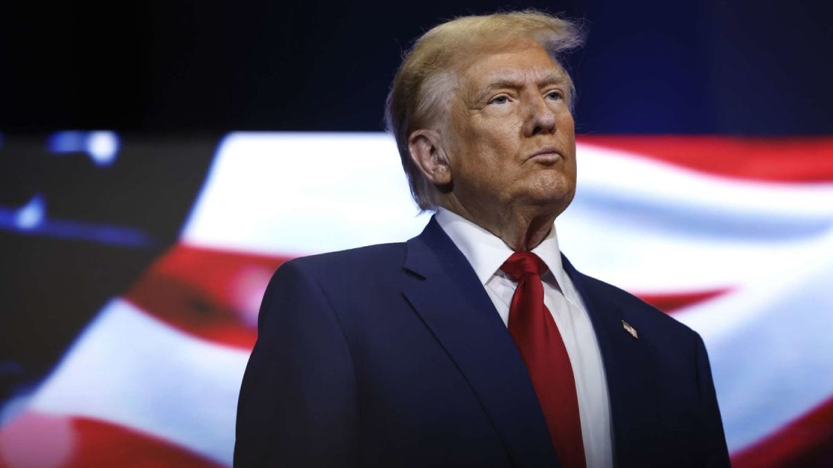 Donald Trump amenazó con imponer sanciones a los controladores aéreos que no retomen sus funciones