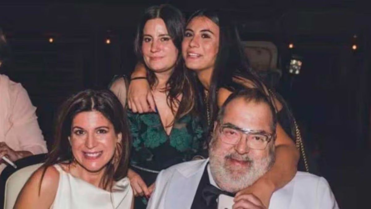 Así fue el entierro de Jorge Lanata: el cruce de su esposa y sus hijas