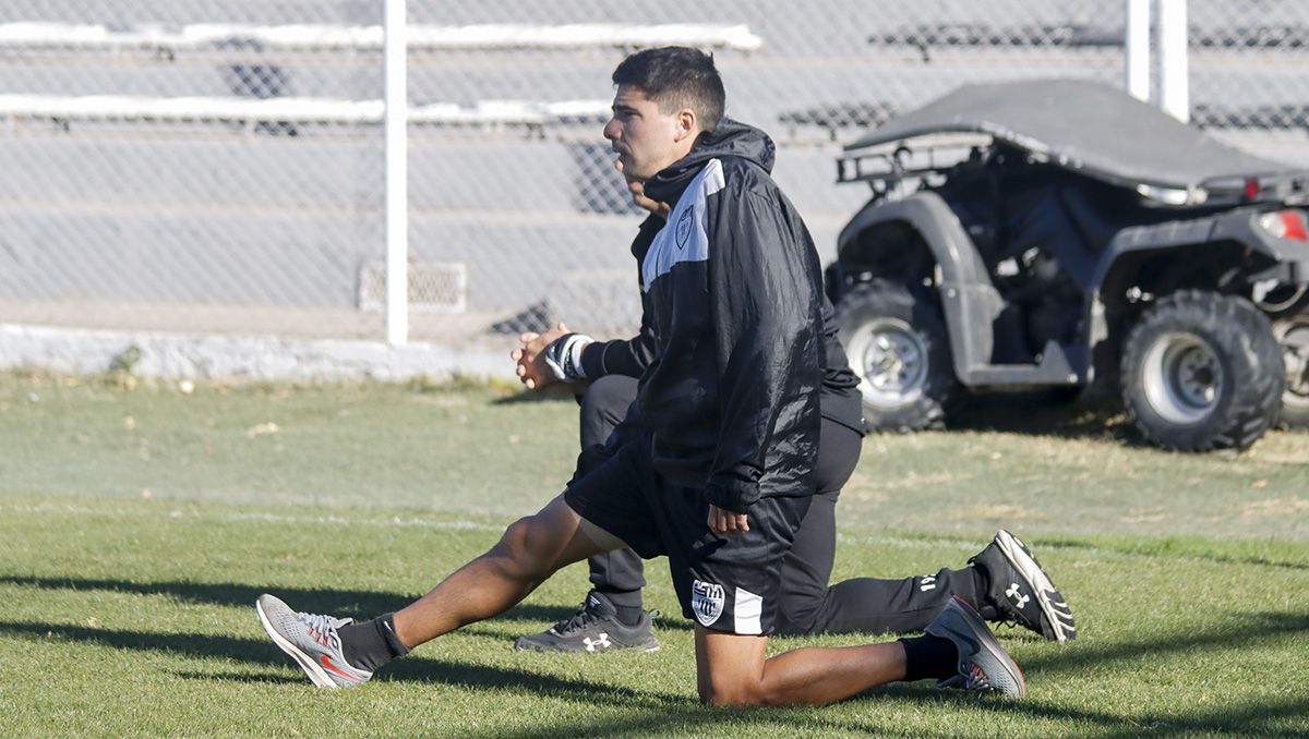 Maxi Fornari, con dos, es el goleador actual de Cipolletti.