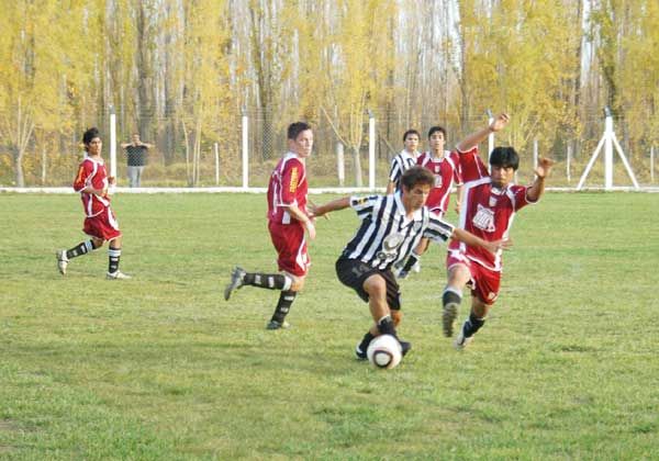 Argentinos, arriba tras la novena