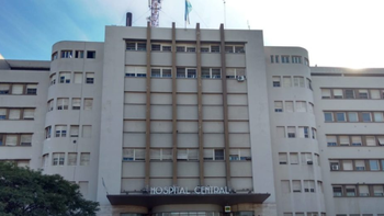 Un preso intentó darse a la fuga desde un hospital y murió tras caer de un tercer piso | LMCipolletti.com Un preso intentó darse a la fuga desde un hospital y murió tras caer de un tercer piso