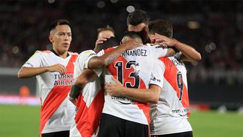 la figura de river que intento conquistar a wanda nara y termino escrachado