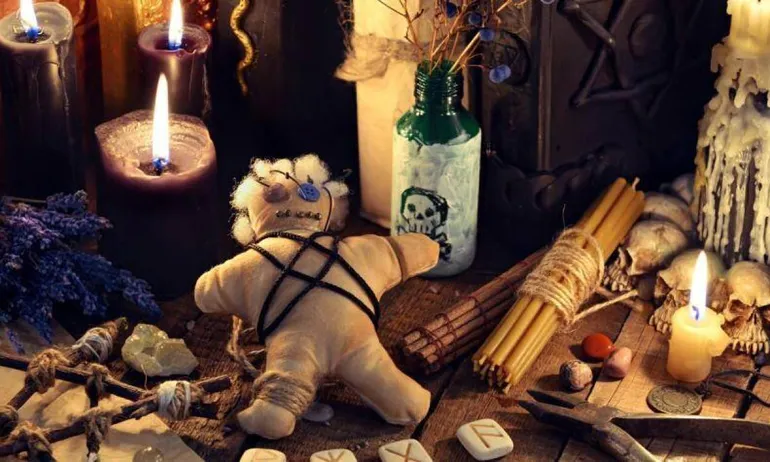 Rituales y misterios en Cinco Saltos.