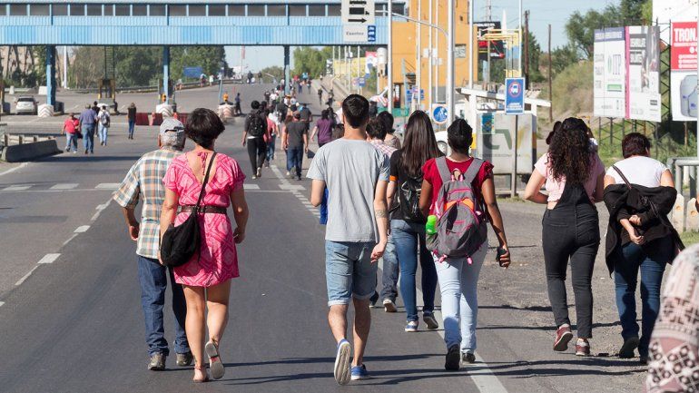 Se viene el caos con un bloqueo en el puente carretero y otras rutas