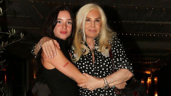 Regalo millonario: Susana le dio una mansión a su nieta