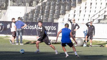 el equipo titular no esta confirmado