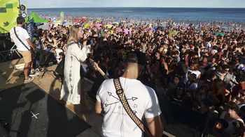 las grutas: todo listo para la fiesta nacional del golfo azul