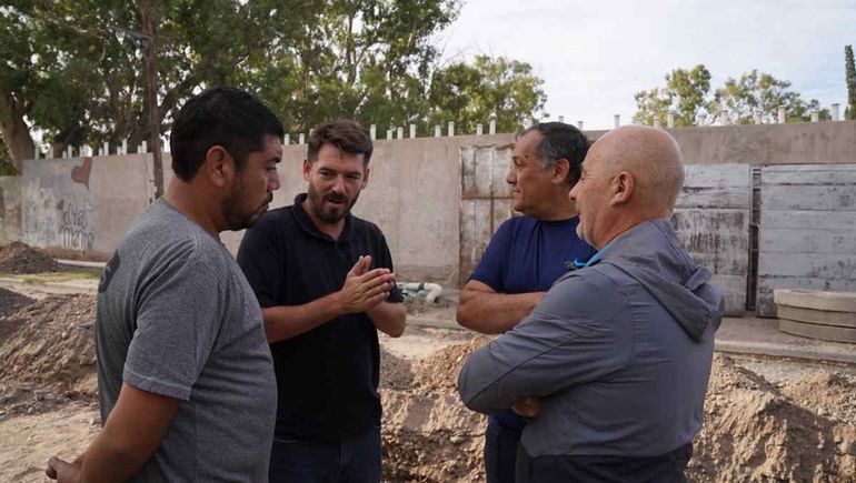 La obra de cloacas se ejecutará en tres tramos