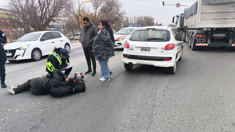 Personal policial y de salud intervinieron en el lugar del hecho y cumplieron una eficiente labor.