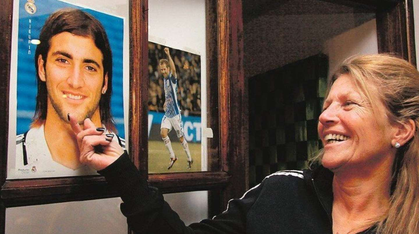 El bullying y la muerte de su mamá golpearon duro a Higuaín