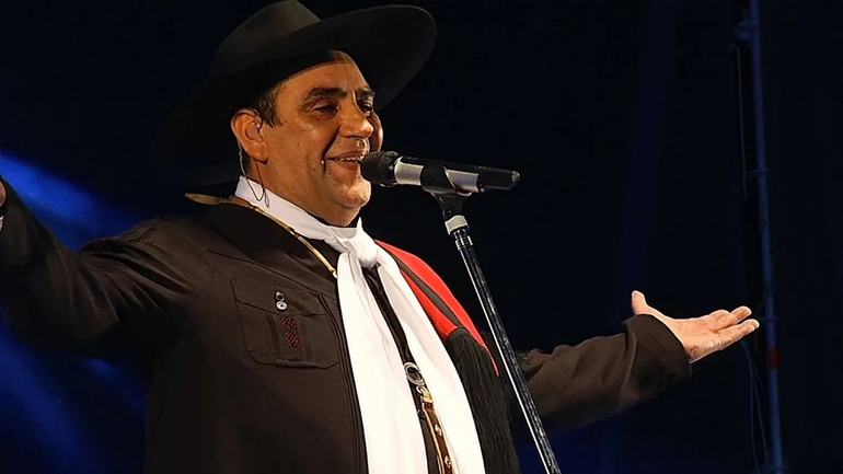 Escándalo: Se bajan de la fiesta por privilegios al Chaqueño Palavecino