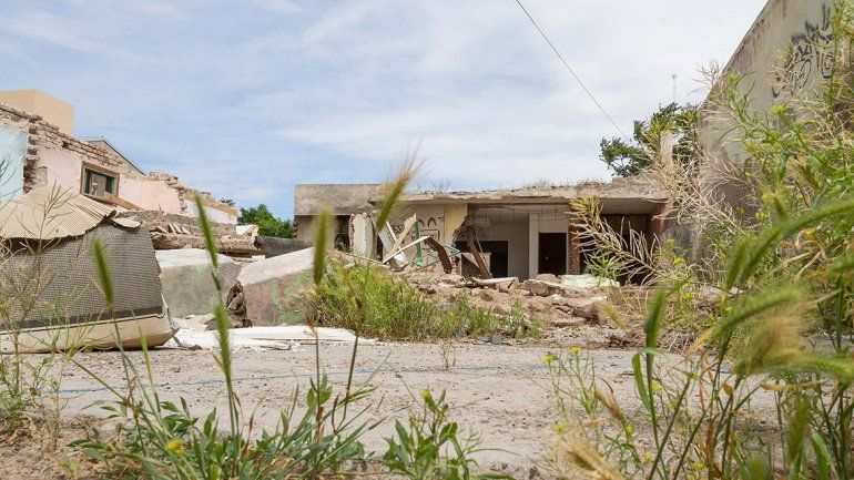 Derrumbaron la casa usurpada