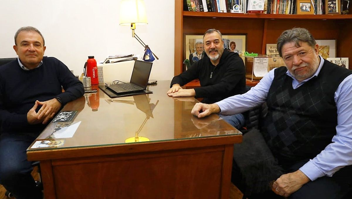 Unidad Popular analiza aliarse al oficialismo en 2023