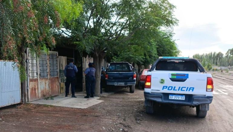 Los allanamientos se realizaron el martes en distintos puntos de Villa Regina. Recuperaron el botín y los sospechosos quedaron imputados.&nbsp;