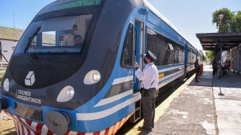 tren del valle: activan protocolo covid y reduce los horarios