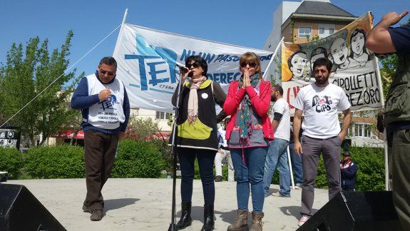 Las docentes hablaron ayer tras la macha del gremio docente Unter.