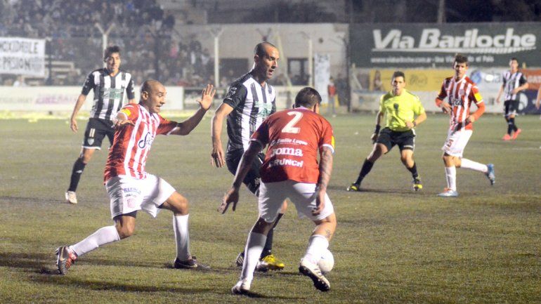 San Martín afronta un momento de mucha presión en Tucumán.