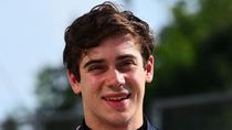 buena carrera de franco colapinto en singapur, donde gano george russell
