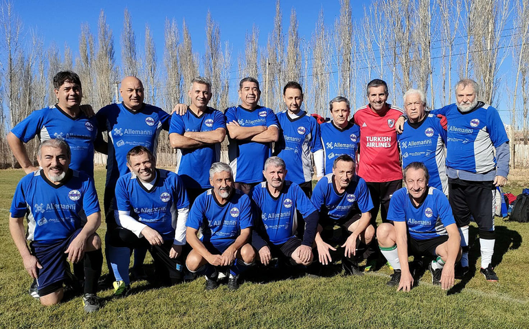 Una de las últimas formaciones de Deportivo Industrial.