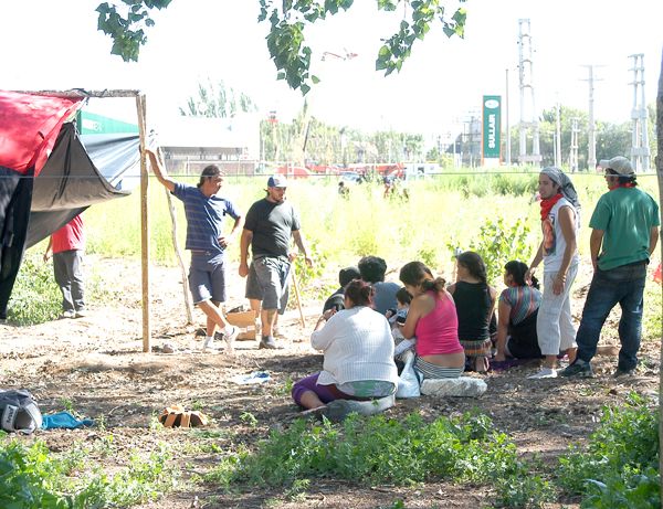 Policía busca neutralizar una nueva toma en Cipolletti