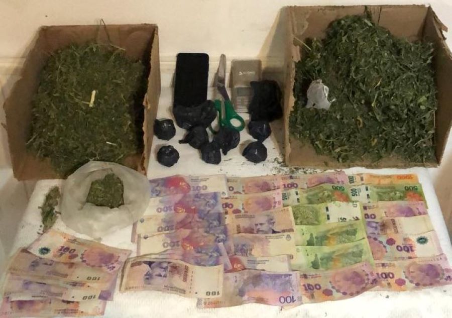 Fue detenido en su casa de Regina con LSD y marihuana