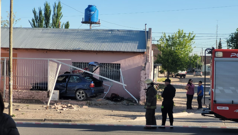 Policía le disparó en la cabeza tras violar la prohibición de acercamiento