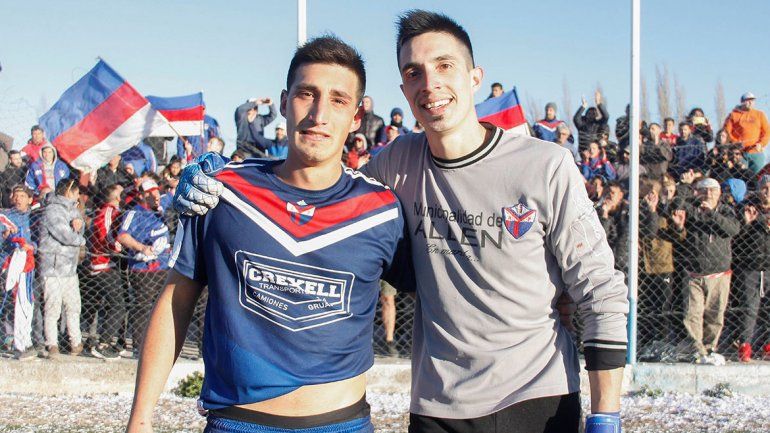 Unión campeón: hermanos héroes y el viejo feliz en el cielo