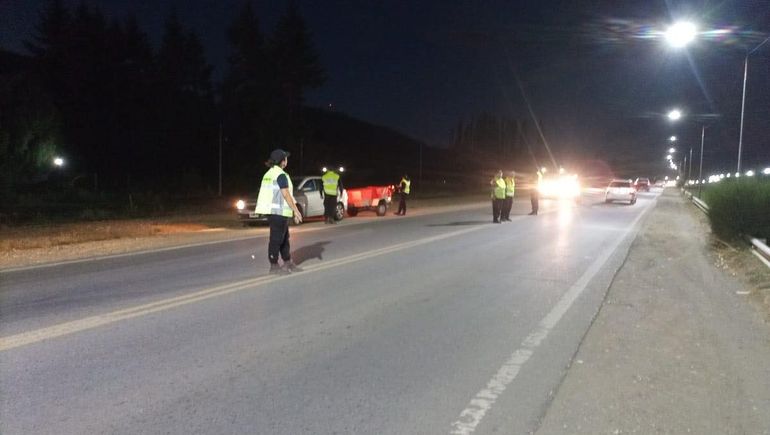 Borracho atropelló a una inspectora y la arrastró cerca de 15 metros