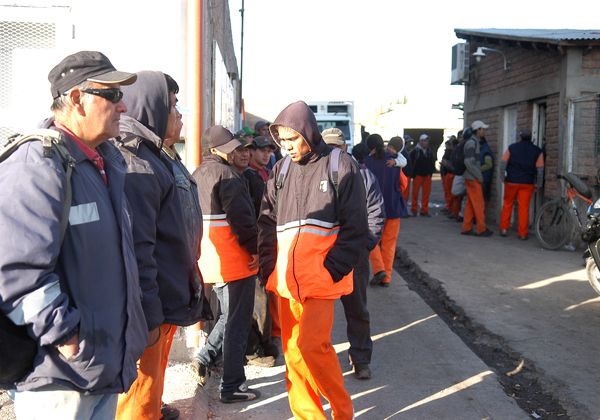 Barrenderos y recolectores de basura están de paro