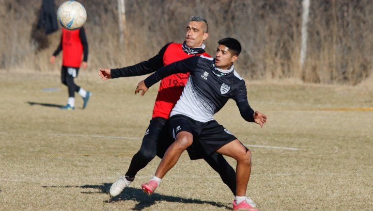 Berra en la marca de Romero durante la práctica de Cipo.