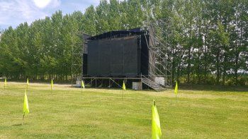 todo listo para la primera funcion del autocine cipoleno