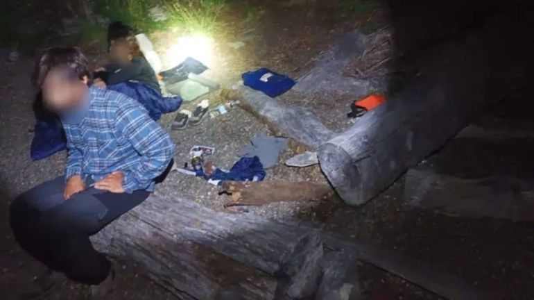 Otro grupos de personas también se expone a multas millonarias por acampar y hacer fuego en áreas prohibidas. Otro grupos de personas también se expone a multas millonarias por acampar y hacer fuego en áreas prohibidas.