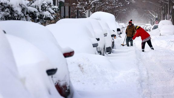 Las impactantes imágenes de la tormenta de nieve que azota a EE.UU.