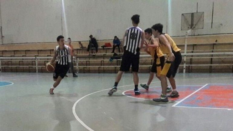 El Albinegro le ganó a Bariloche.