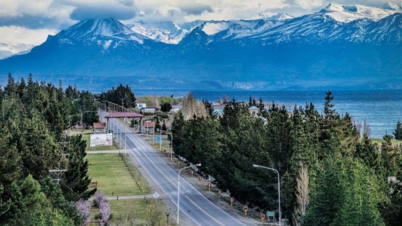 Los Antiguos también está a tiro del Parque Patagonia, otro atractivo natural del norte de Santa Cruz.  