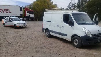 desde roca hasta la isla con una camioneta robada