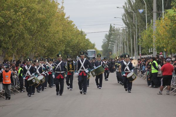 El gobernador presidió el acto por Malvinas en Cipolletti