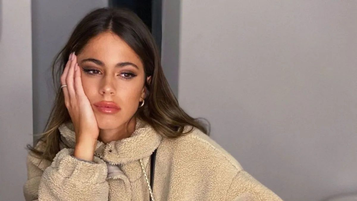 Tini frenó su show por un incendio en el escenario