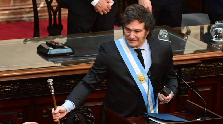 El Gobierno confirmó por decreto la prórroga del Presupuesto 2023. No habrá Presupuesto 2025 al menos hasta febrero. Foto: NA.