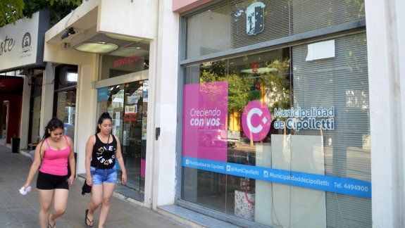 En la Muni buscan llevar tranquilidad con rápidos acuerdos salariales.