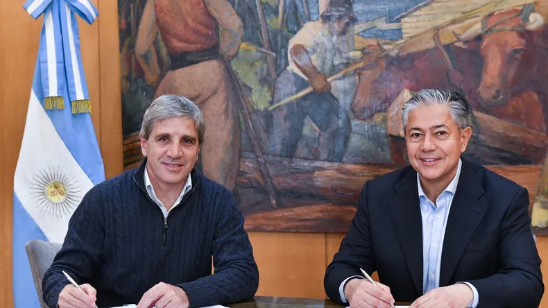 Figueroa acordó con Caputo el pago de parte de la deuda a través de bienes del estado nacional.