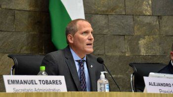 Palmieri decidió congelar todas las asignaciones.