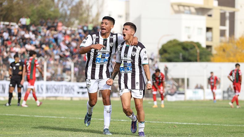 Tercera victoria al hilo de Cipo para meterse en el lote de arriba