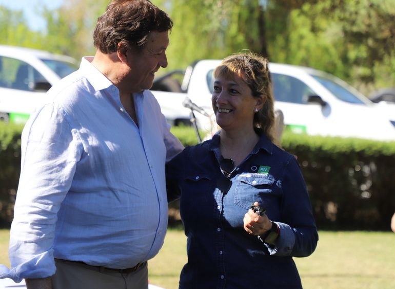 El gobernador, Alberto Weretilneck encabezó el acto en General Roca. El gobernador, Alberto Weretilneck encabezó el acto en General Roca.