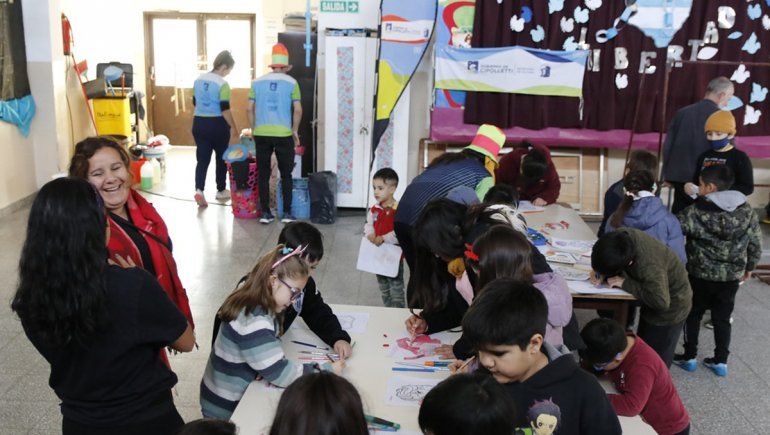 Las actividades recreativas de invierno pasaron por el barrio Santa Clara