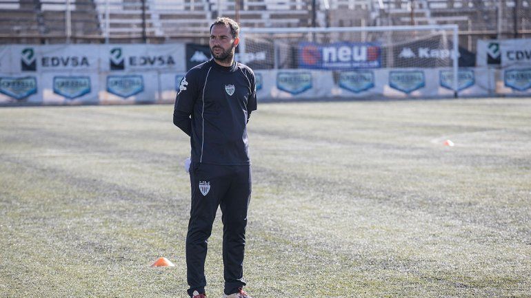Alecha: Nos da lo mismo en qué cancha se juegue